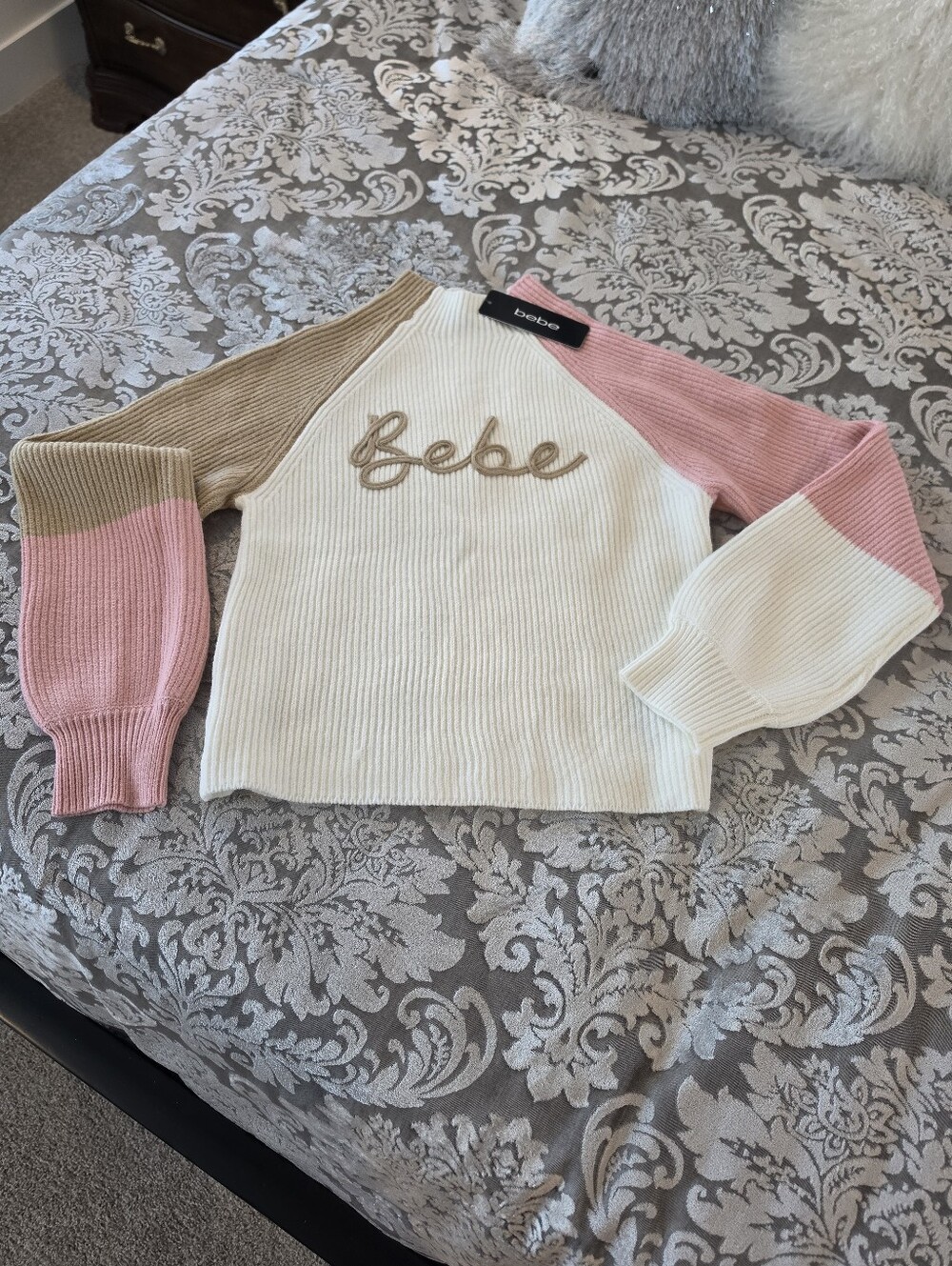 Bebe Colorblock Ribbed Logo Sweater Pink Cream Camel NWT - Picture 2 of 6